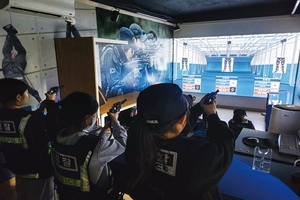 호르무즈 해협 통항 불안에 공급망 위기 고조… 이재명 대통령, 폴란드 총리와 중동 대응 회담